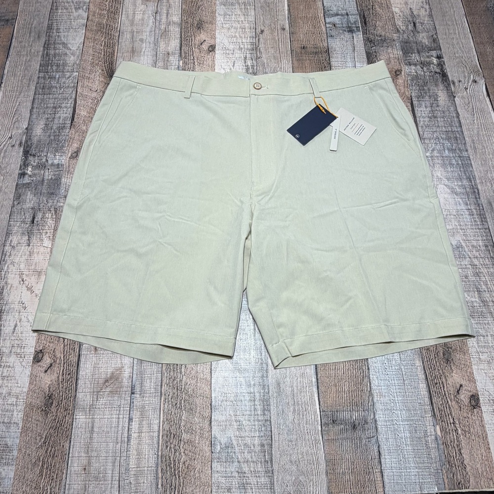NWT Peter Millar Crown Sport Shorts Mens 40 Cream Featherweight 9 Inseam Golf